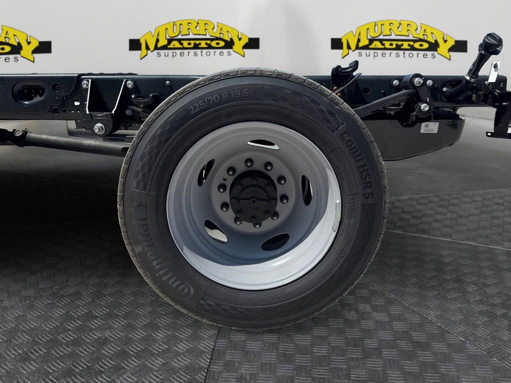 New 2026 Ford F550 4x4 Regular Cab Super Duty image 17