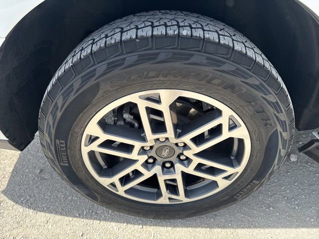 Used 2025 Ford Expedition Active AWD/4WD image 33