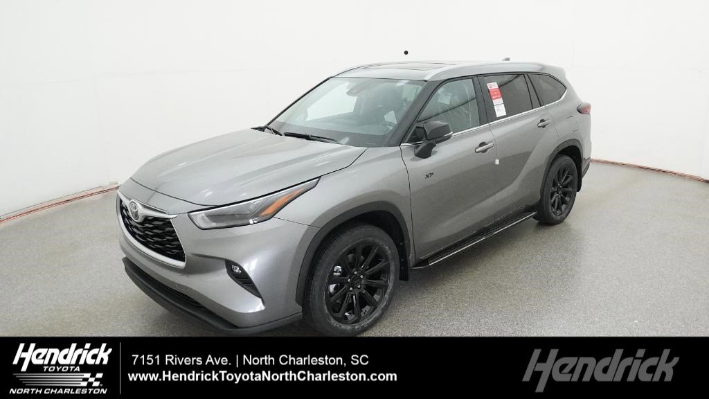 New 2026 Toyota Highlander V6