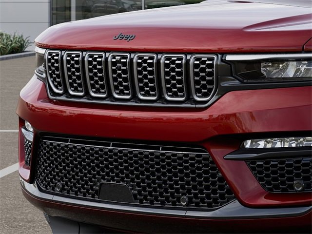 New 2025 Jeep Grand Cherokee Summit image 11