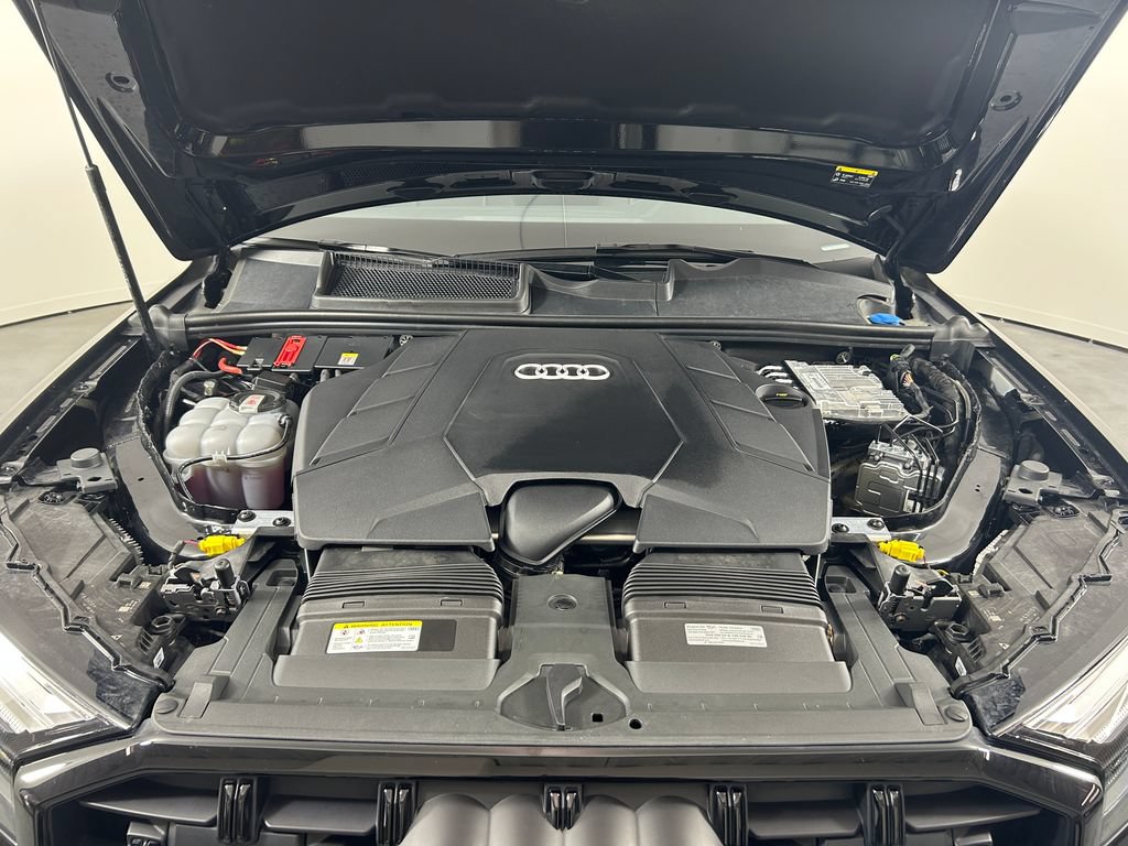 Used 2025 Audi Q7 3.0T Premium Plus AWD/4WD image 31