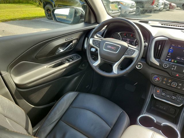 Used 2021 GMC Terrain SLT w/ Infotainment Package II image 7