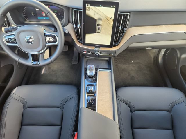 New 2026 Volvo XC60 T8 Plus w/ Climate Package PRO AWD/4WD image 11