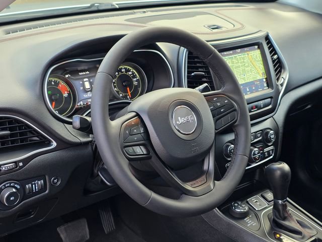 Used 2022 Jeep Cherokee Trailhawk w/ Sun, Sound & Nav Group image 15