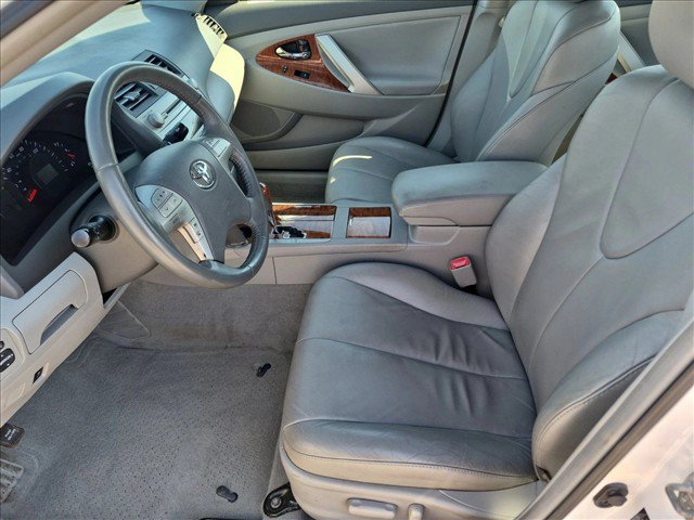 Used 2010 Toyota Camry XLE FWD image 15