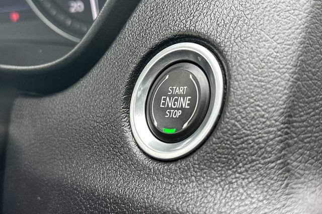 Used 2022 Cadillac XT4 Sport AWD/4WD image 25
