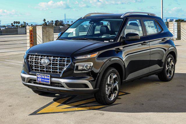 New 2026 Hyundai Venue SEL FWD image 3
