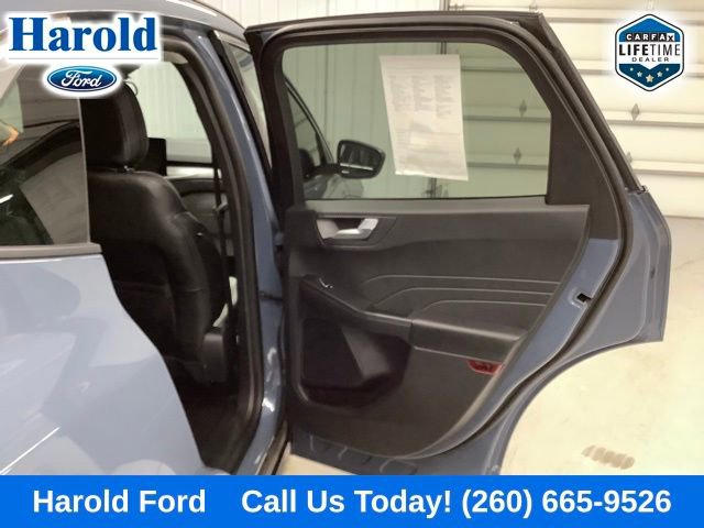 Used 2024 Ford Escape SE image 9