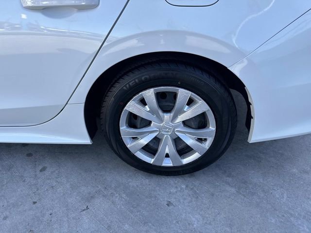 Used 2023 Honda Civic LX image 5