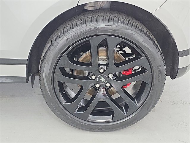 Certified 2023 Land Rover Range Rover Evoque R-Dynamic SE image 34