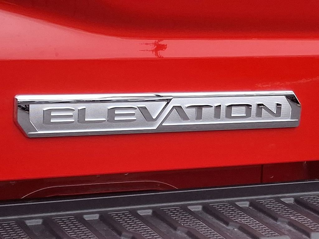 New 2025 GMC Sierra 1500 Elevation image 11