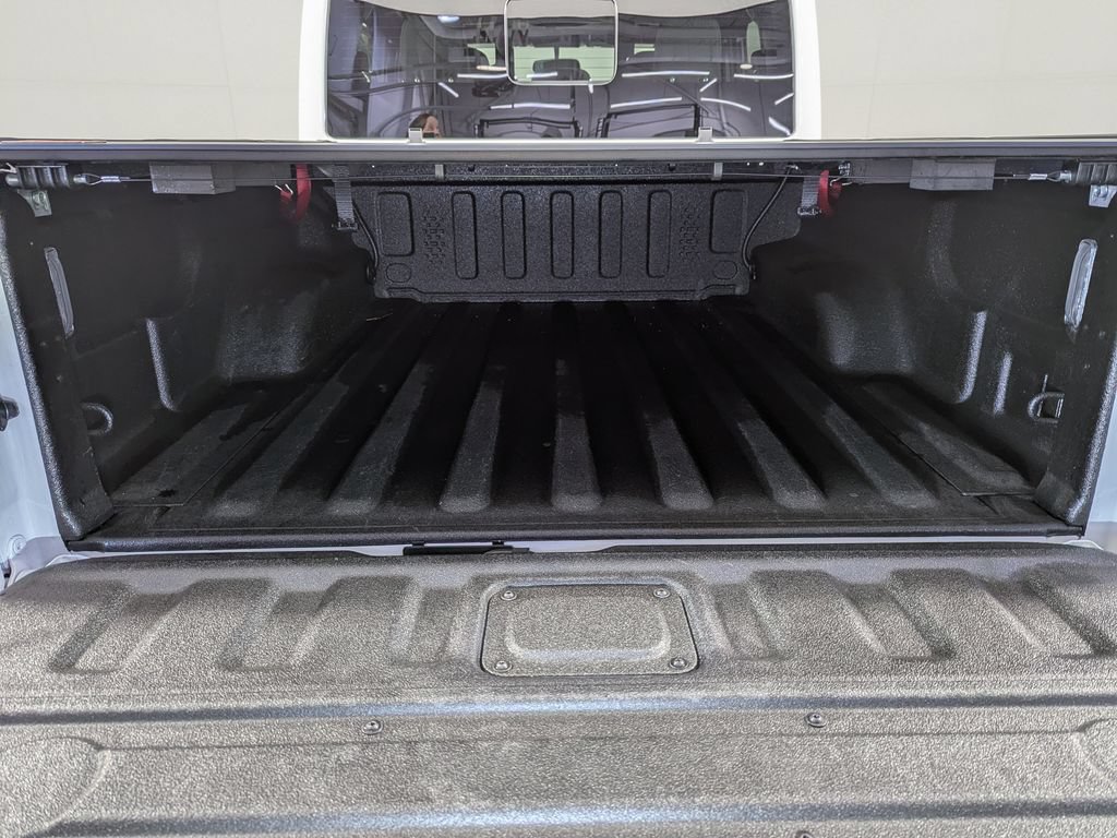 Used 2024 Jeep Gladiator Sport AWD/4WD image 7
