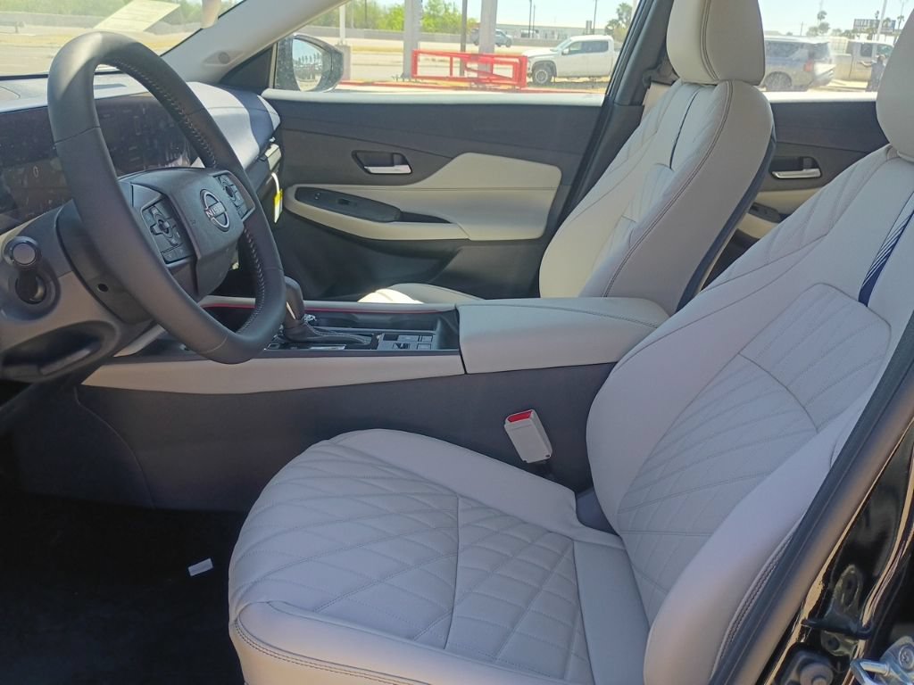 New 2026 Nissan Sentra SL w/ Floor Mat Package FWD image 24