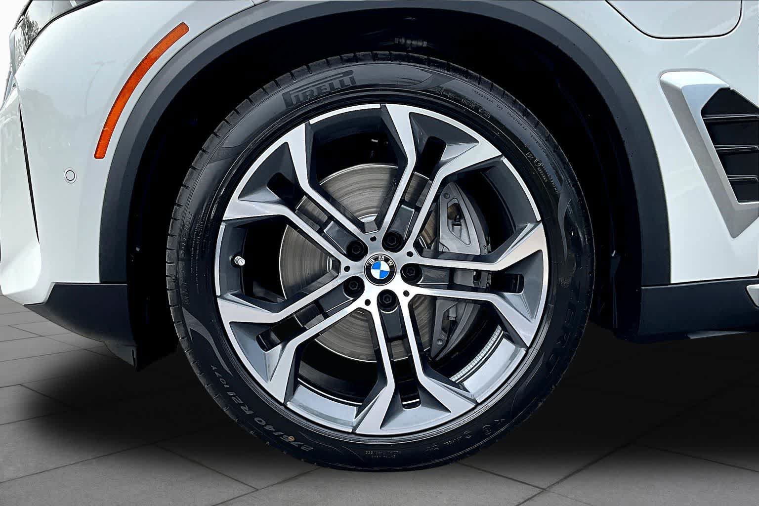 New 2026 BMW X5 xDrive50e AWD/4WD image 11