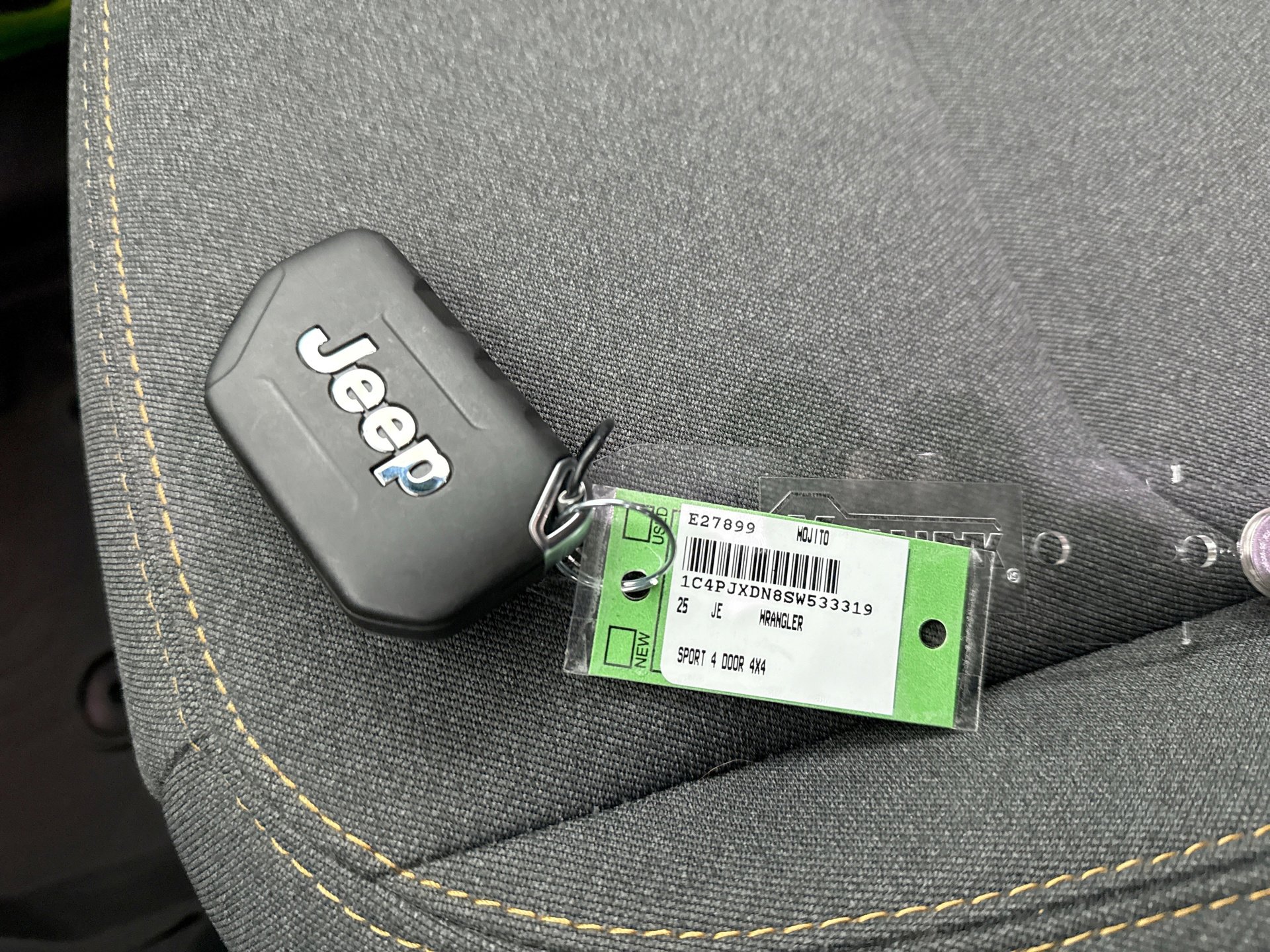 Used 2025 Jeep Wrangler Sport image 12