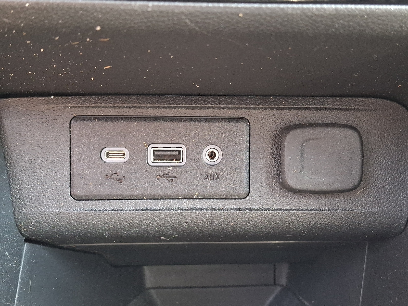 Used 2023 Buick Encore GX Preferred FWD image 23