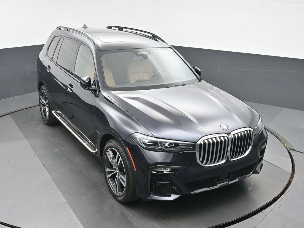 Used 2021 BMW X7 xDrive40i w/ M Sport Package AWD/4WD image 13