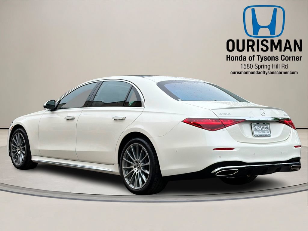 Used 2022 Mercedes-Benz S 580 4MATIC Sedan w/ AMG Line Package image 3