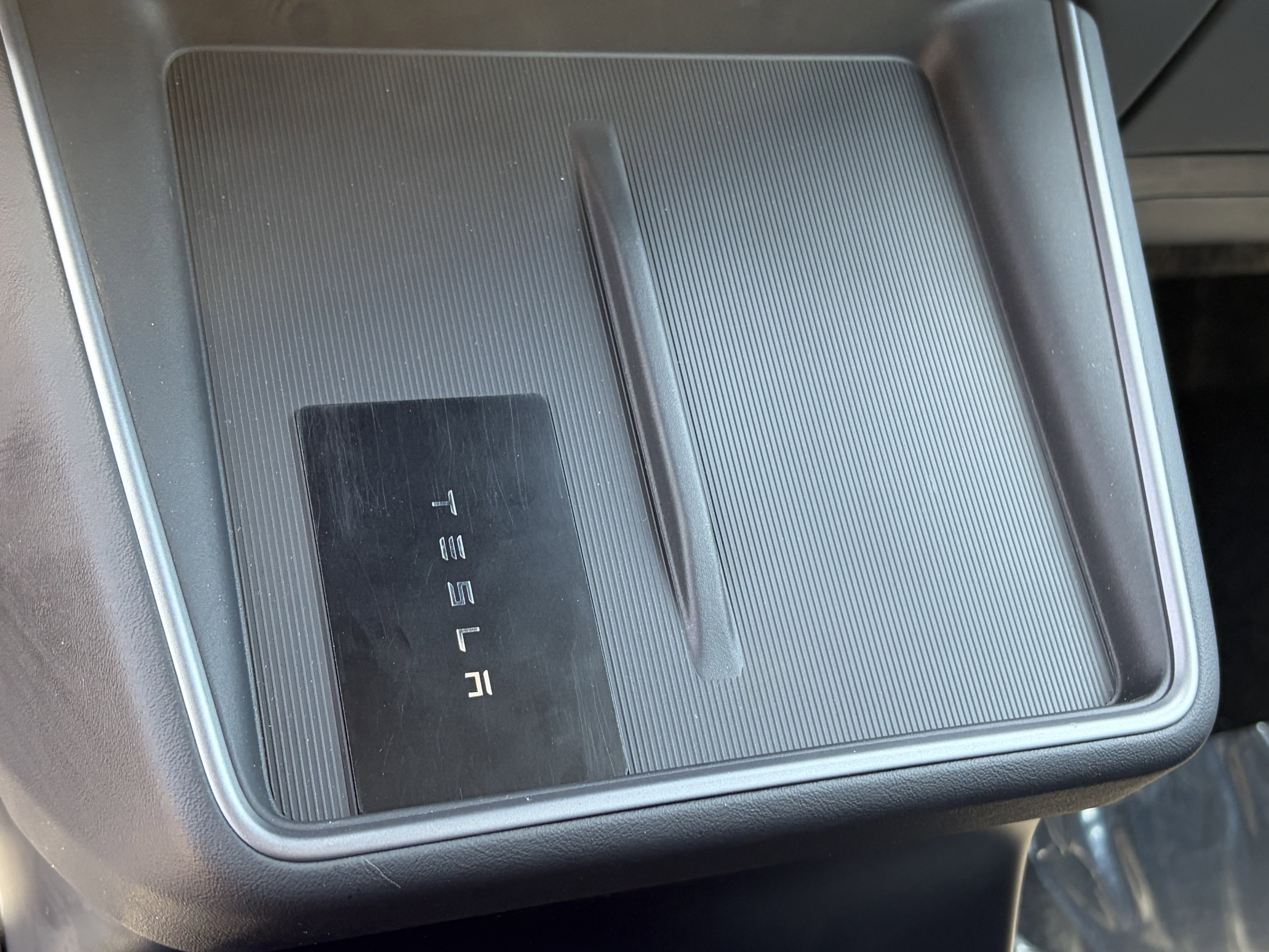 Used 2026 Tesla Model Y 2WD image 30