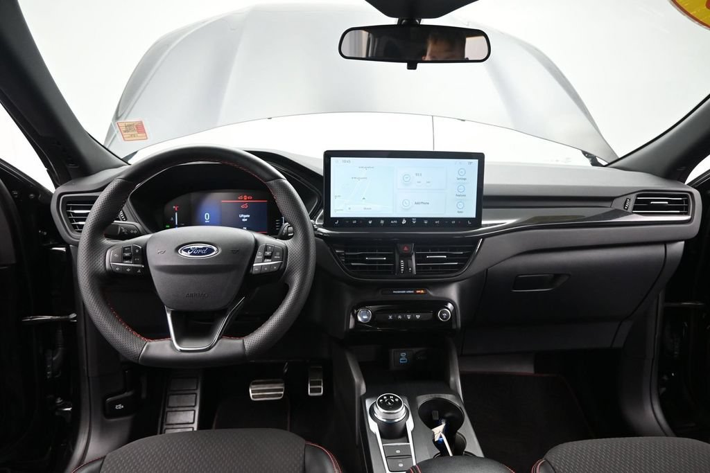 Used 2023 Ford Escape ST-Line w/ Tech Pack #1 AWD/4WD image 38
