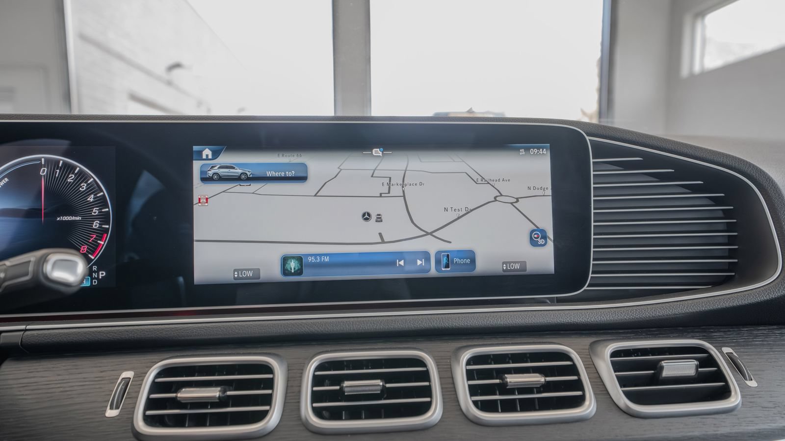 Used 2025 Mercedes-Benz GLE 450e 4MATIC image 20