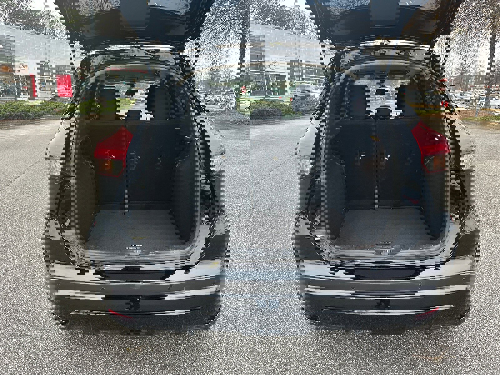 Used 2024 Nissan Kicks SV image 18