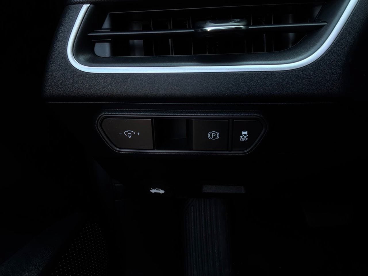 Used 2025 Kia K4 FWD image 23