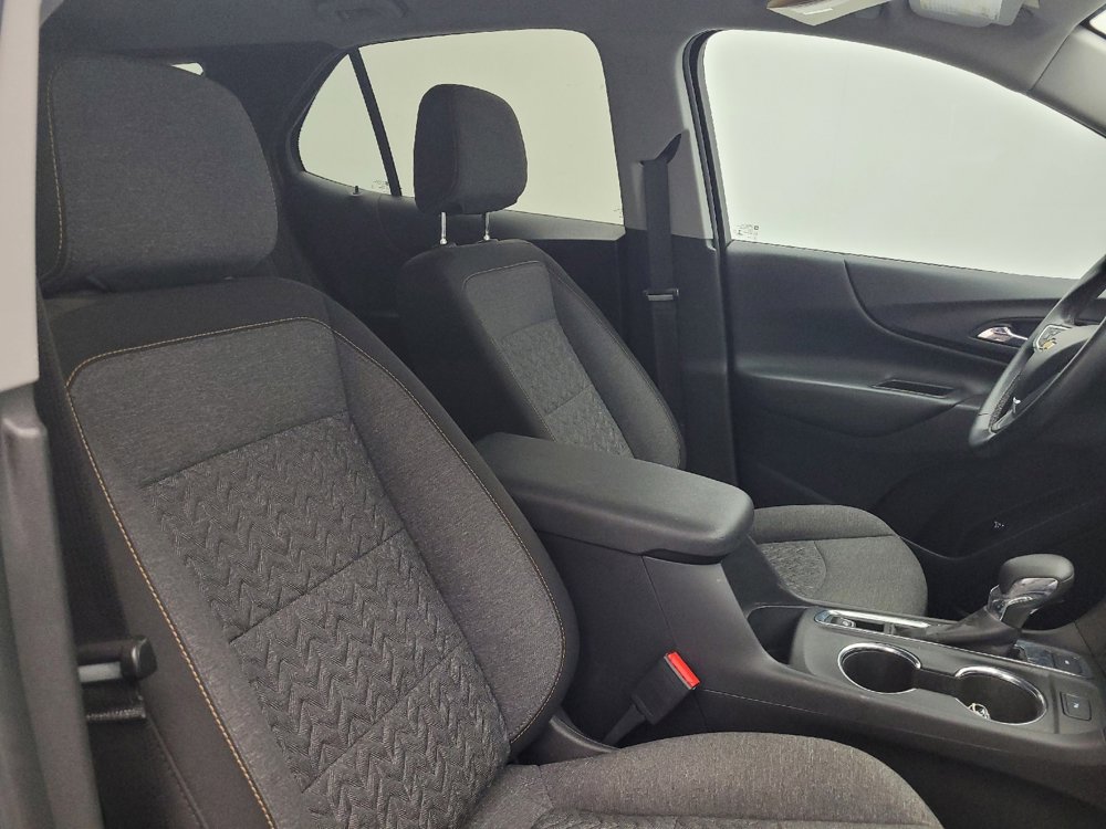 Used 2023 Chevrolet Equinox LT AWD/4WD image 21