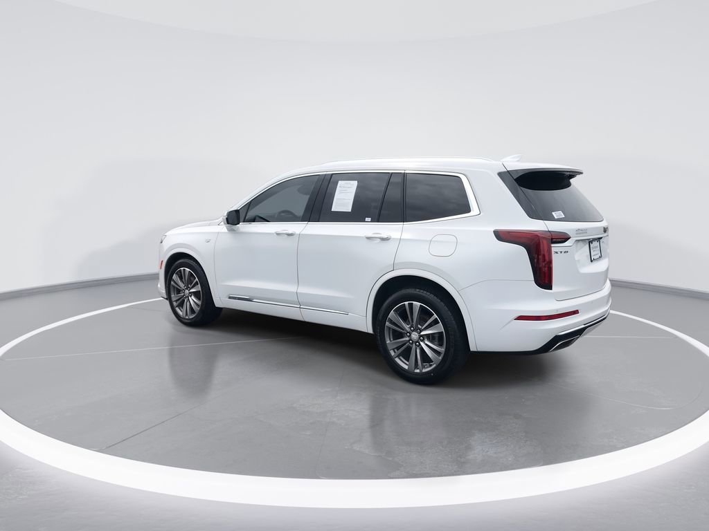 Used 2021 Cadillac XT6 Premium Luxury FWD image 6