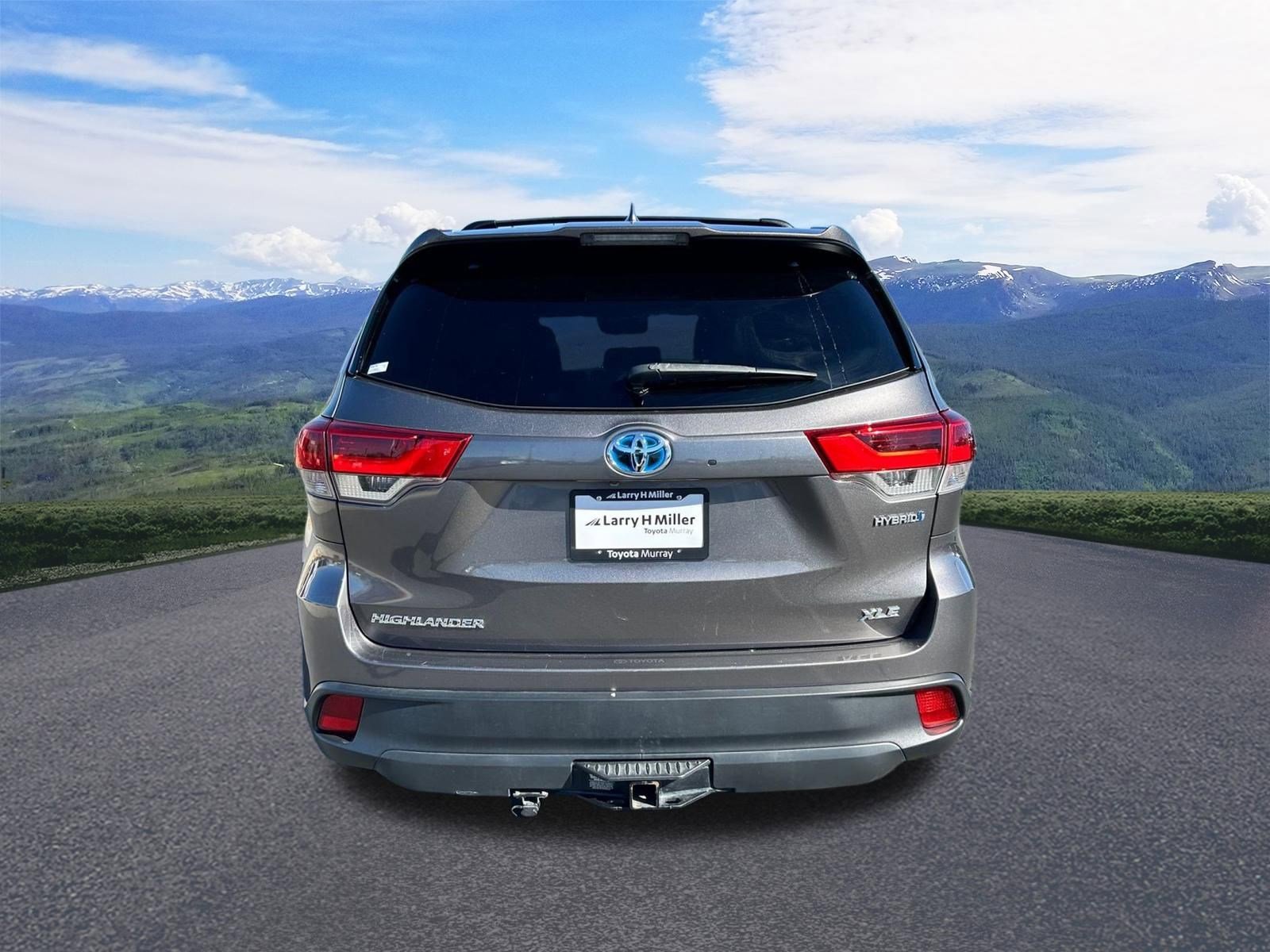 Used 2019 Toyota Highlander XLE image 4
