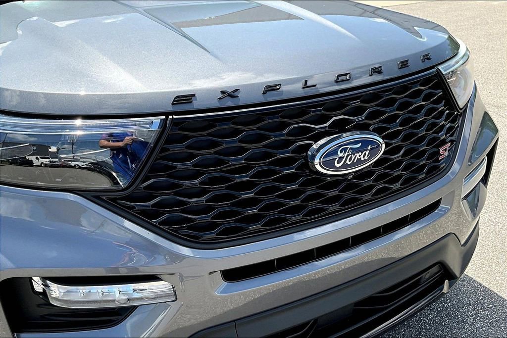 Used 2021 Ford Explorer ST w/ Equipment Group 401A image 35