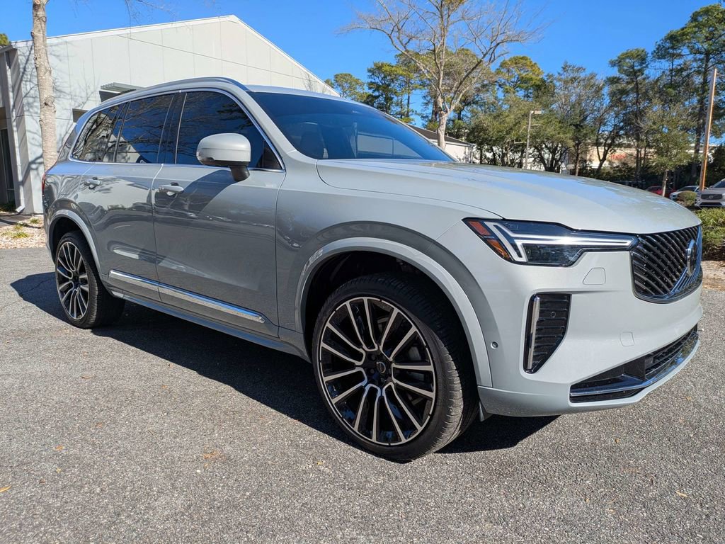 New 2025 Volvo XC90 B6 Ultra image 2