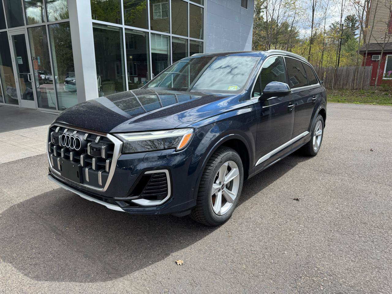Used 2025 Audi Q7 3.0T Premium w/ Convenience Package AWD/4WD image 1