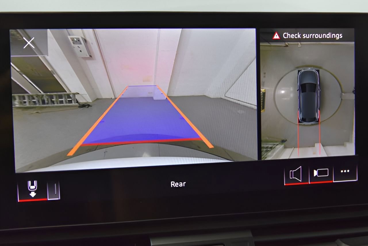 Used 2024 Audi Q5 2.0T Premium Plus image 18