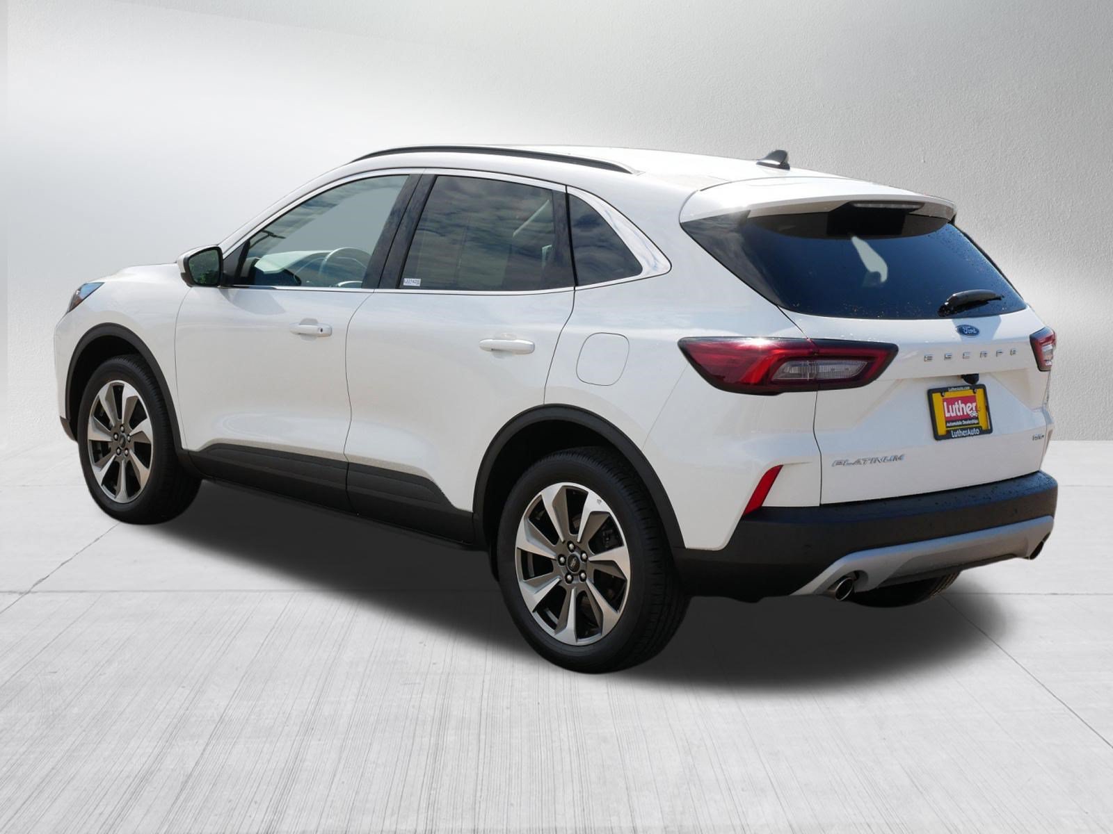 Certified 2024 Ford Escape Platinum AWD/4WD image 5