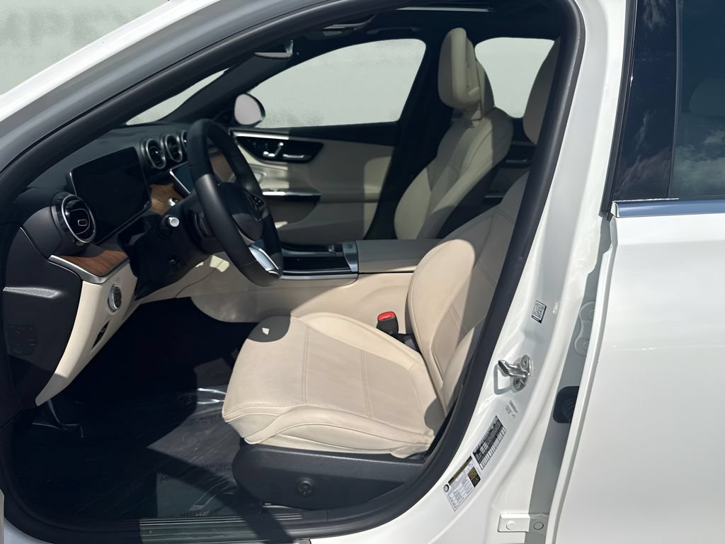 Used 2023 Mercedes-Benz C 300 Sedan w/ Exclusive Trim Package image 5