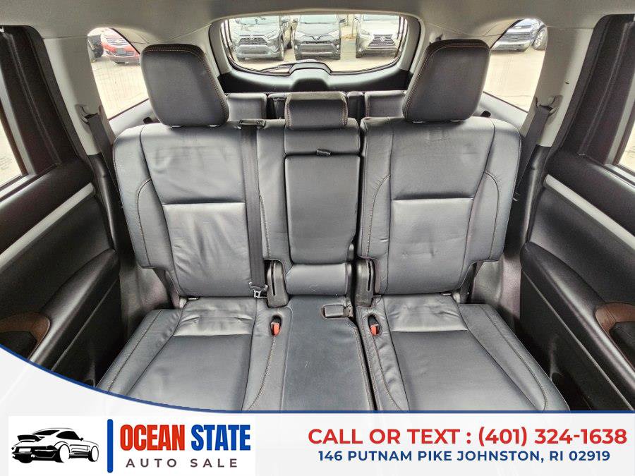 Used 2017 Toyota Highlander XLE image 14