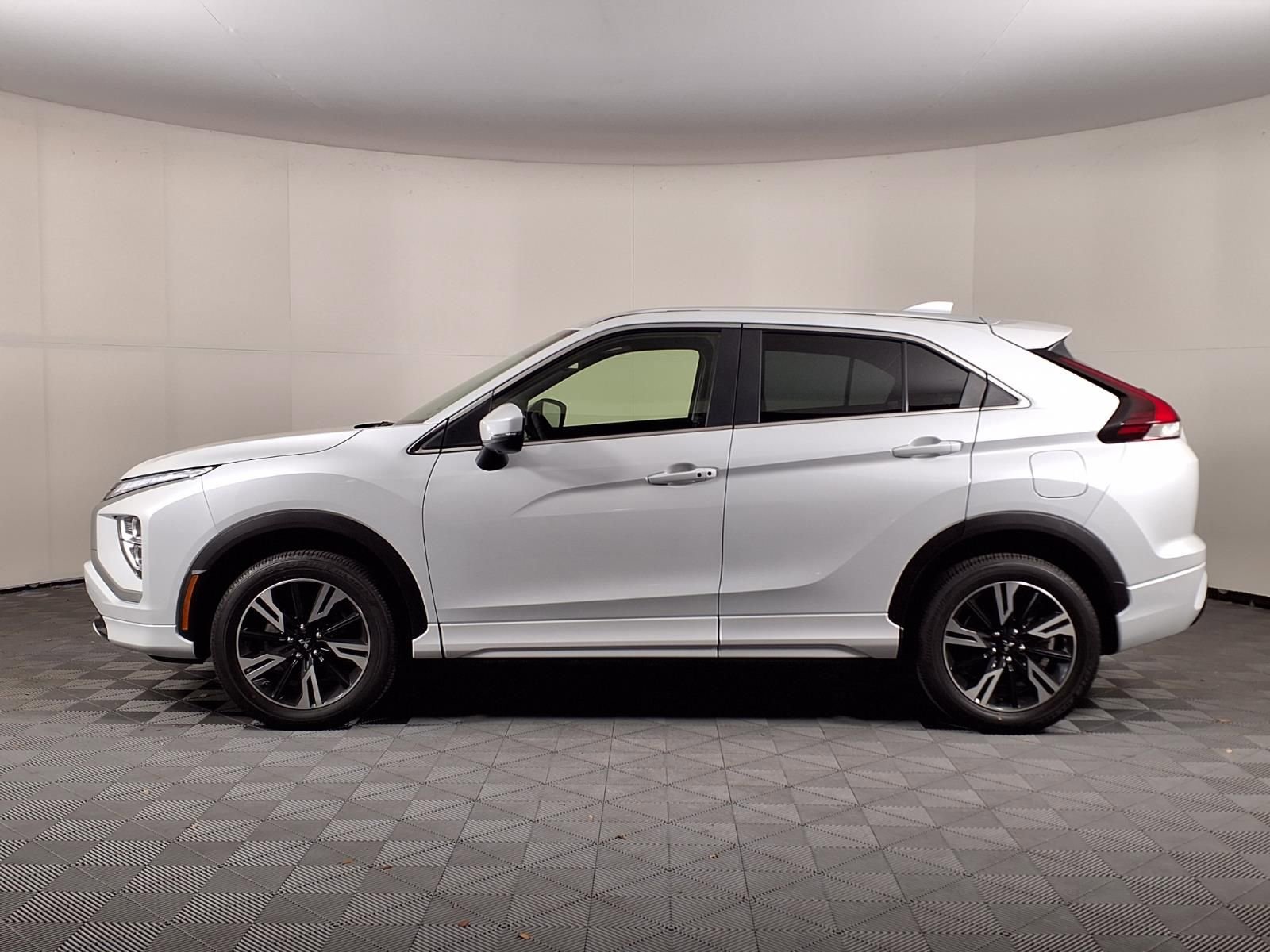 Used 2024 Mitsubishi Eclipse Cross SEL image 4