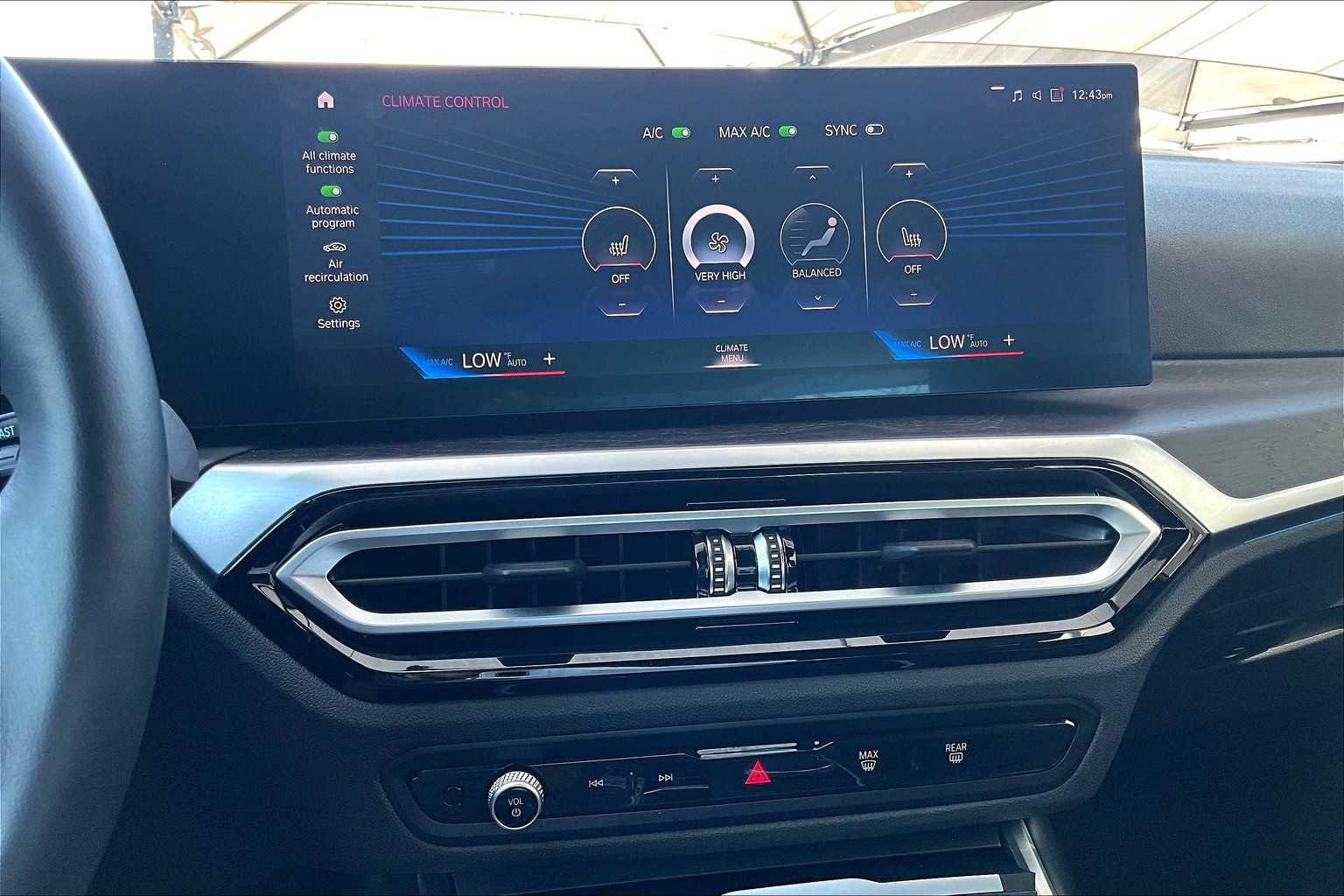 Used 2023 BMW 330e xDrive w/ Premium Package image 34