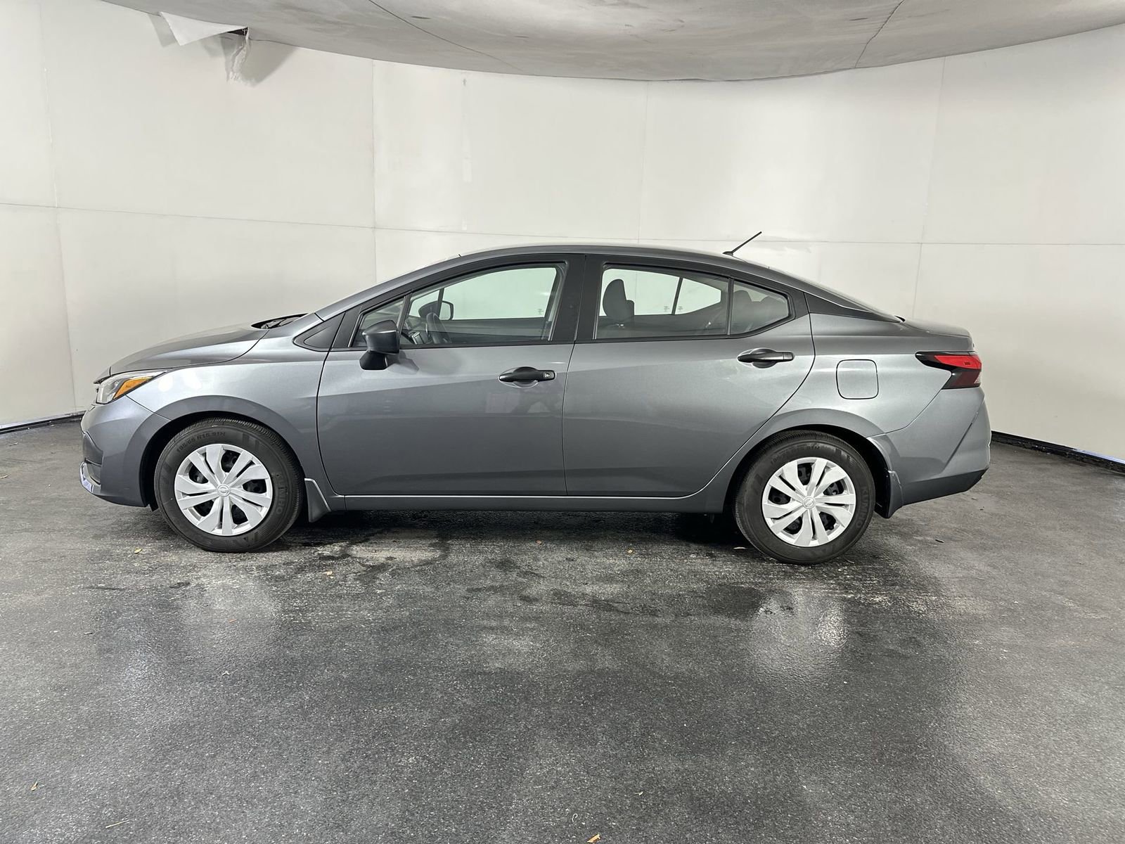 Certified 2025 Nissan Versa S w/ Trunk Package image 8