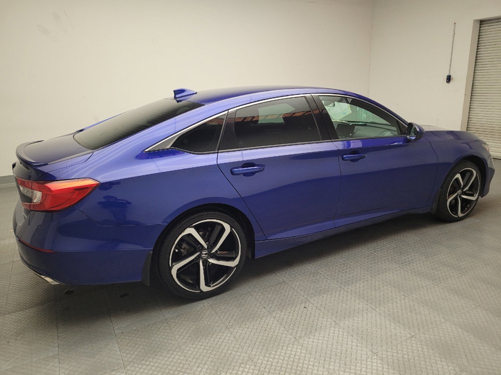 Used 2018 Honda Accord Sport image 10