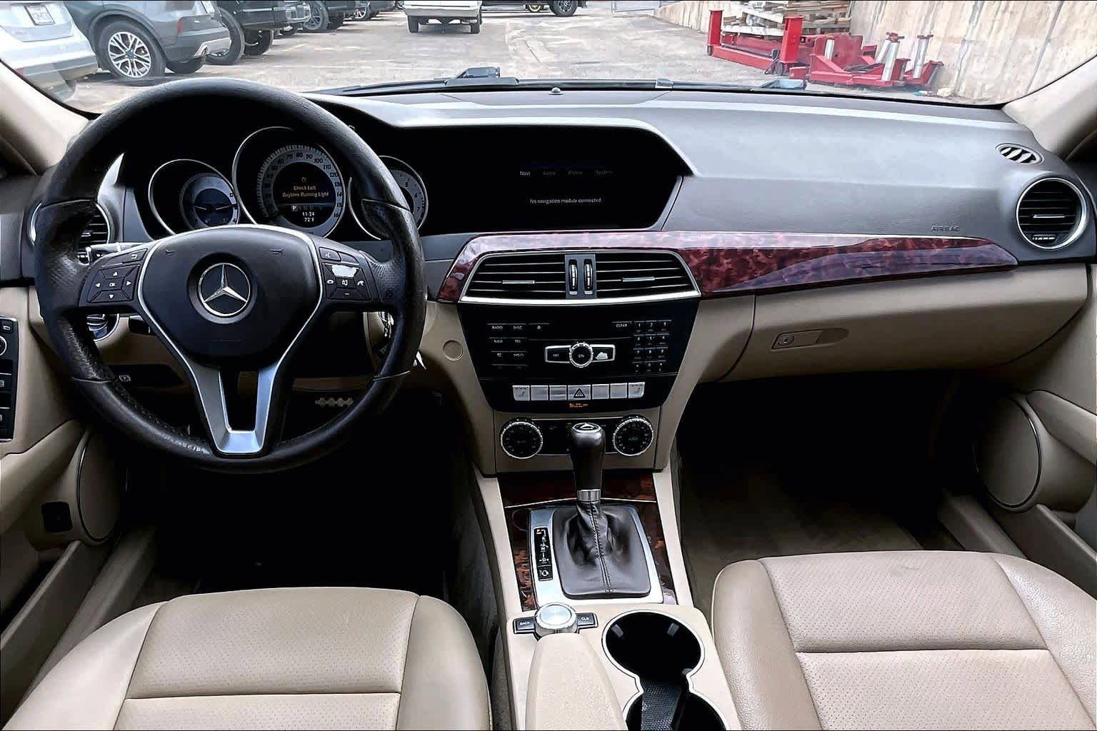 Used 2013 Mercedes-Benz C 250 Sedan image 16