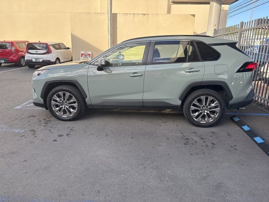 Used 2024 Toyota RAV4 XLE Premium FWD image 7