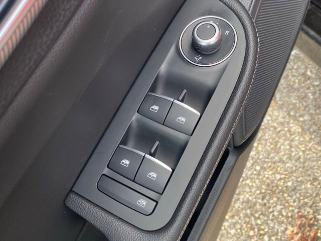 New 2025 Alfa Romeo Giulia AWD image 19