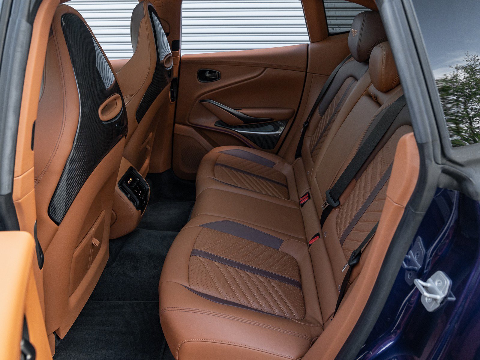 Used 2023 Aston Martin DBX 707 image 45