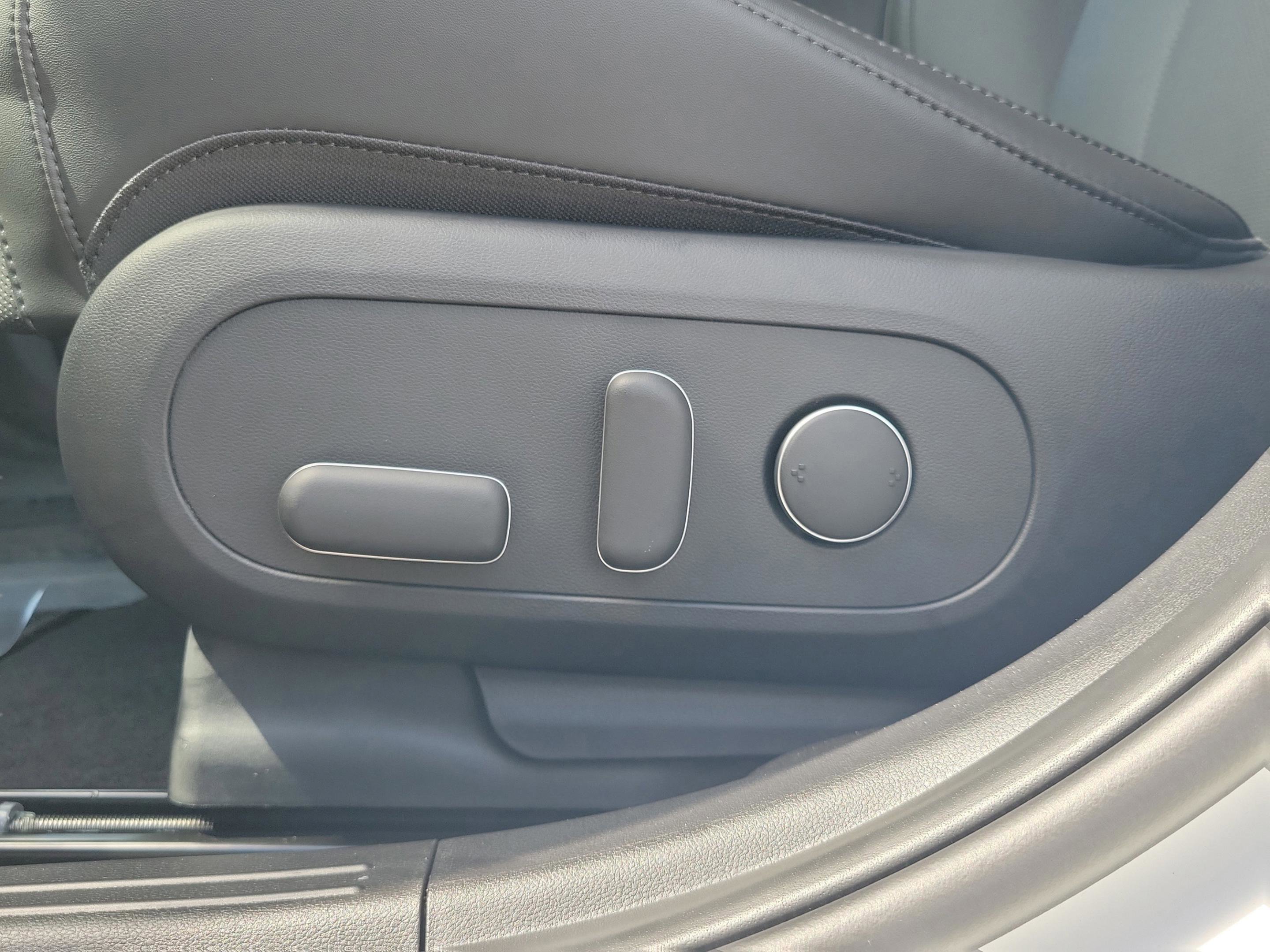 New 2025 Hyundai Ioniq 5 XRT image 21