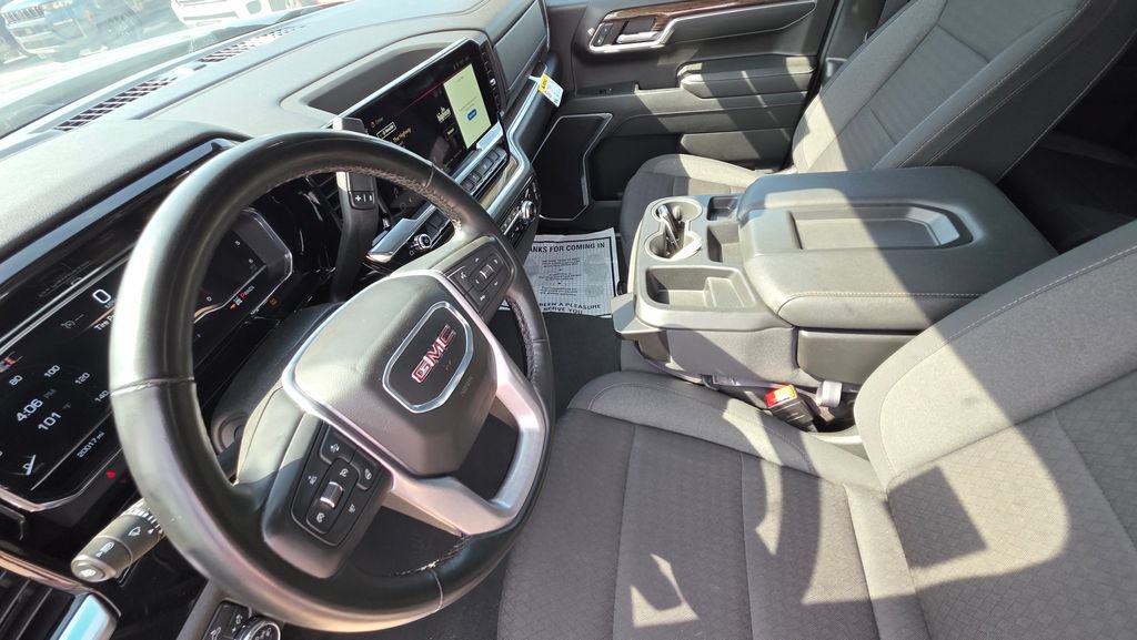 Used 2024 GMC Sierra 1500 Elevation AWD/4WD image 12