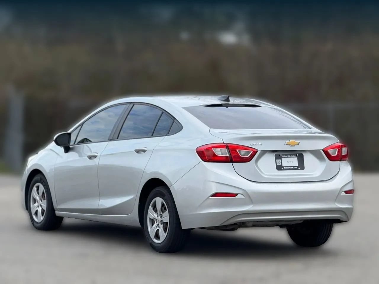 Used 2018 Chevrolet Cruze LS FWD image 10