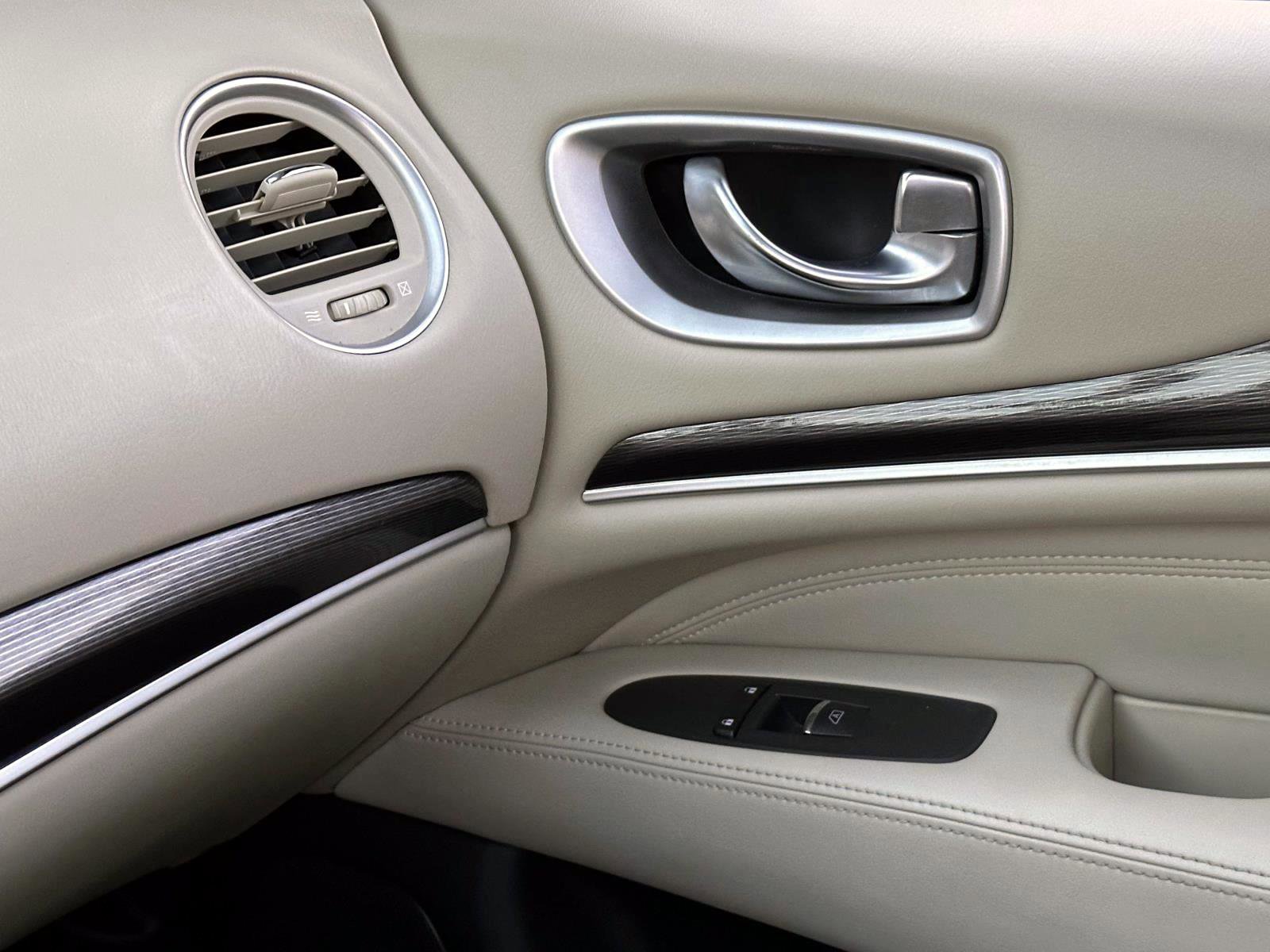 Used 2020 INFINITI QX60 Luxe w/ Essential Package image 25