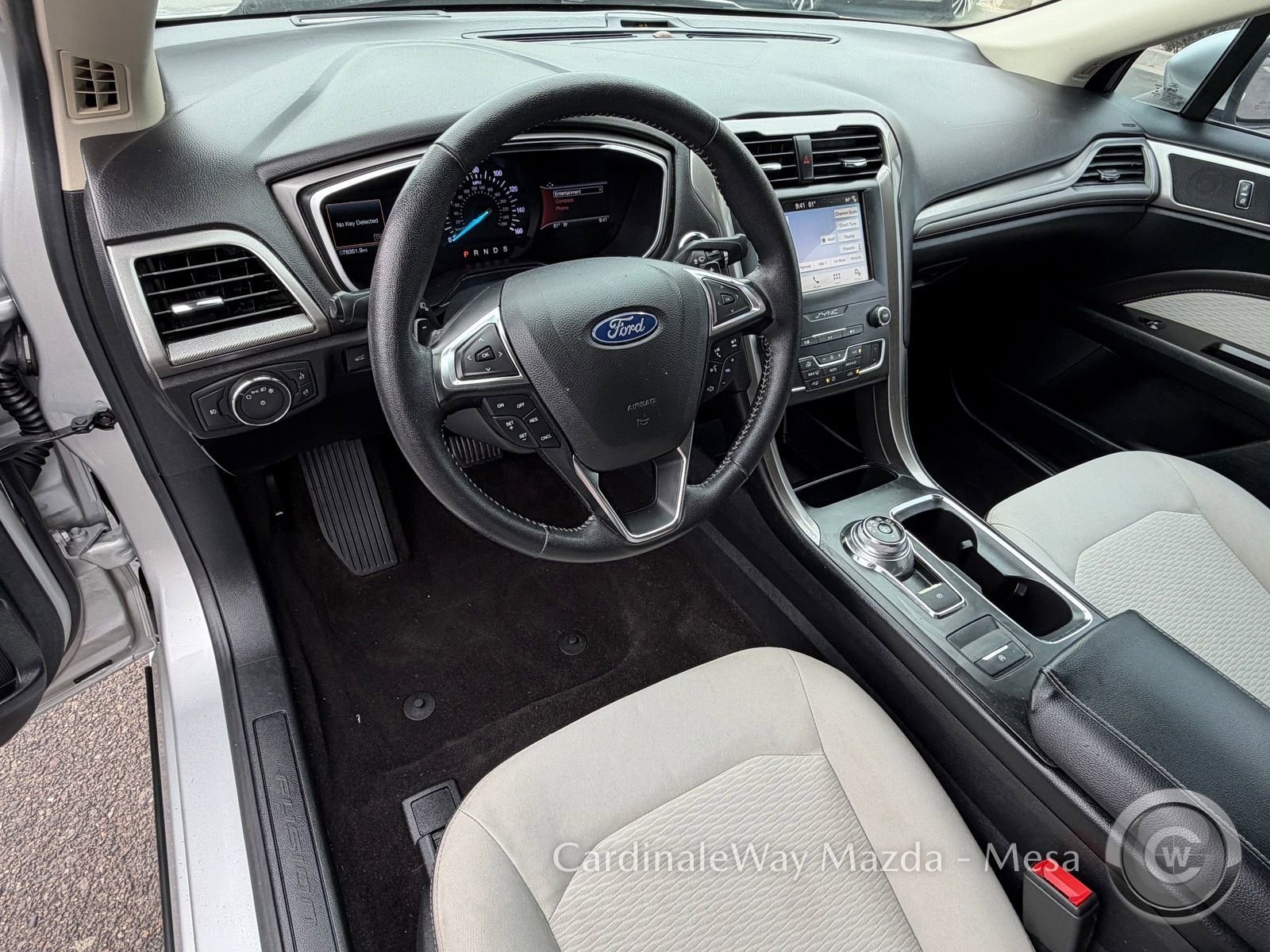 Used 2019 Ford Fusion SE w/ Equipment Group 151A image 15